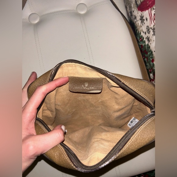 Authentic Vintage Gucci Crossbody - Picture 3 of 3